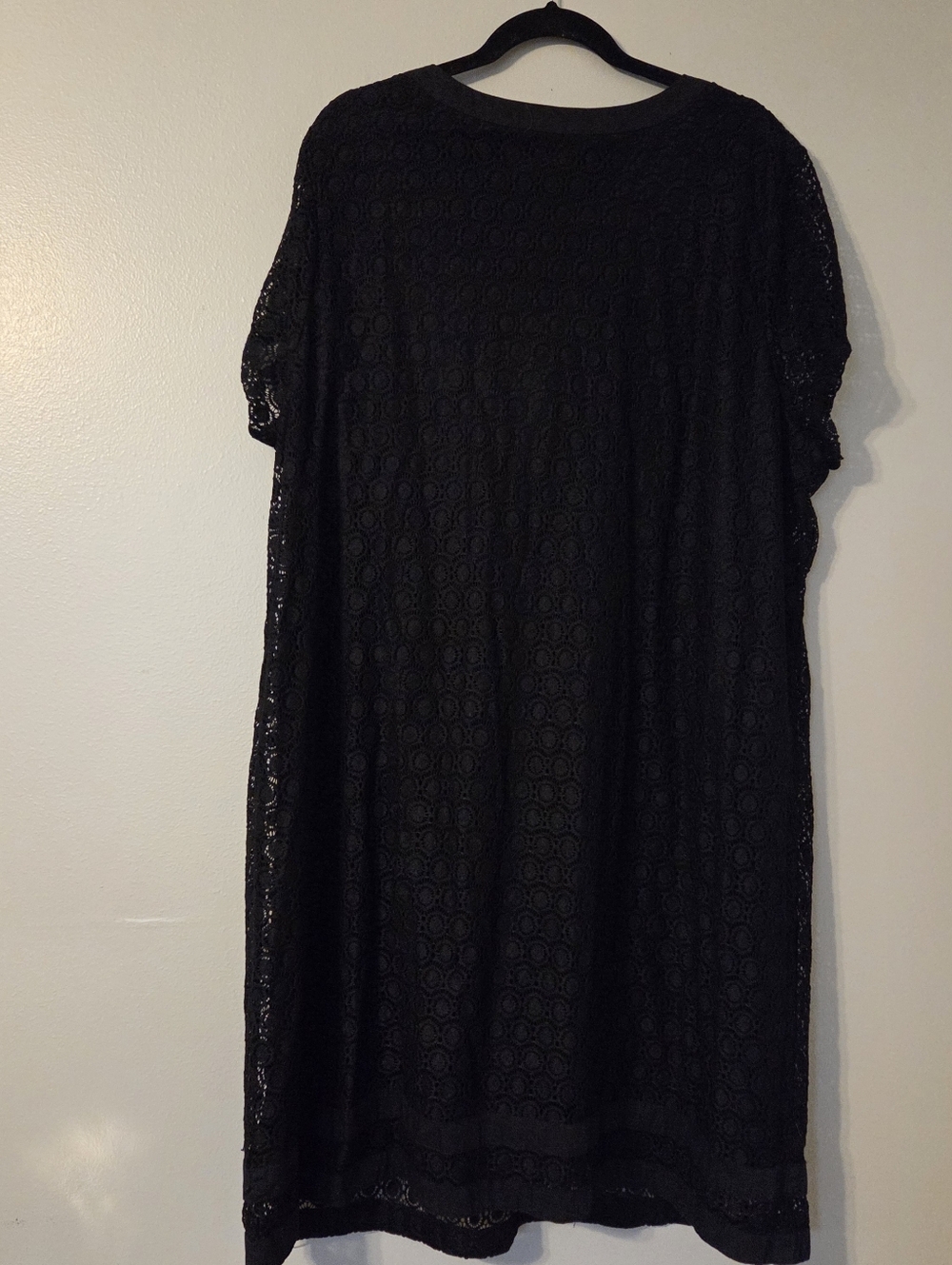 Isaac Mizrahi Live Plus Size Black Lace Overlay Maxi Dress. Sz 3X Resortwear - Picture 3 of 9